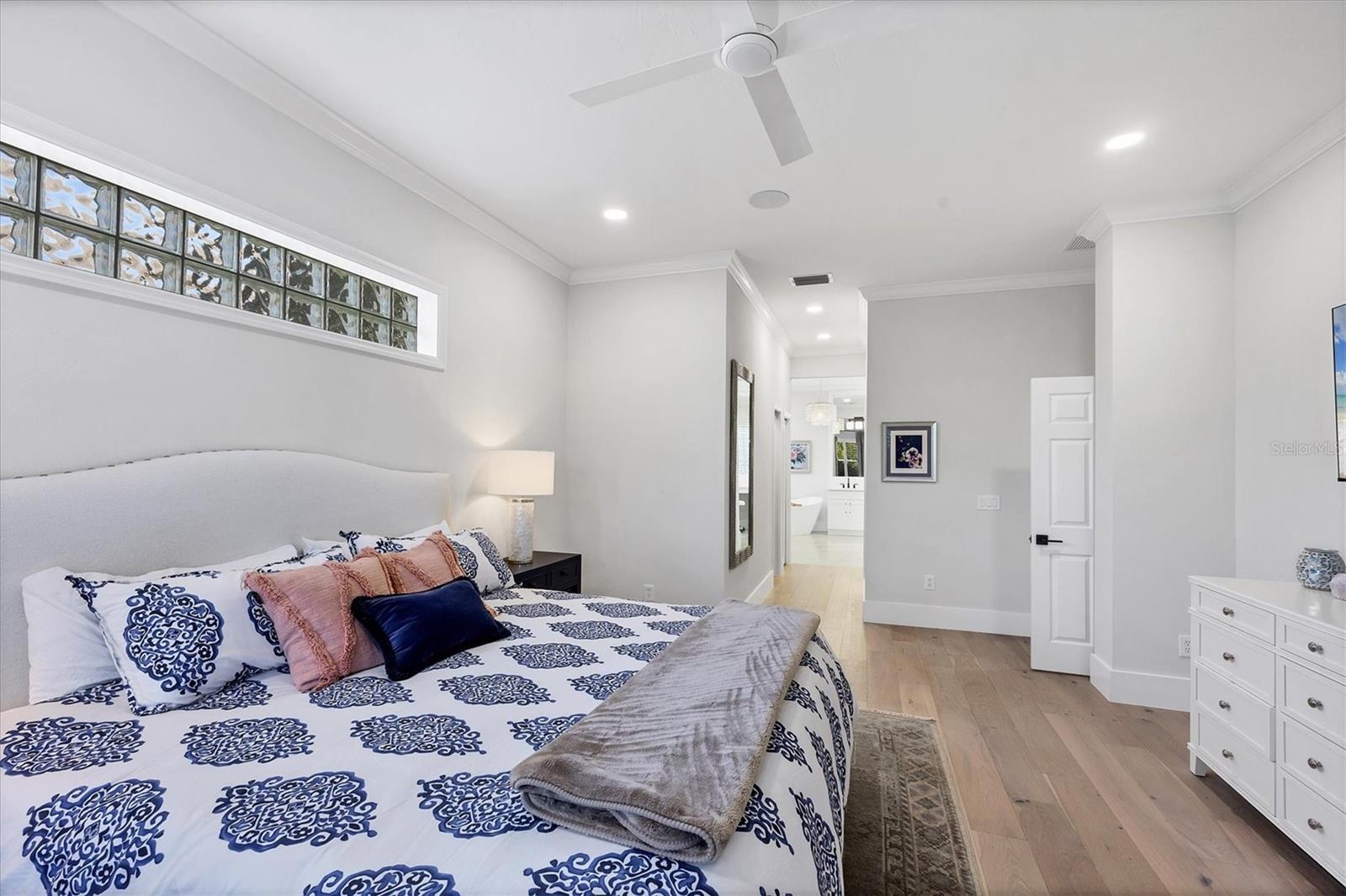 Image 40 of 97 For 7331 Saint Georges Way