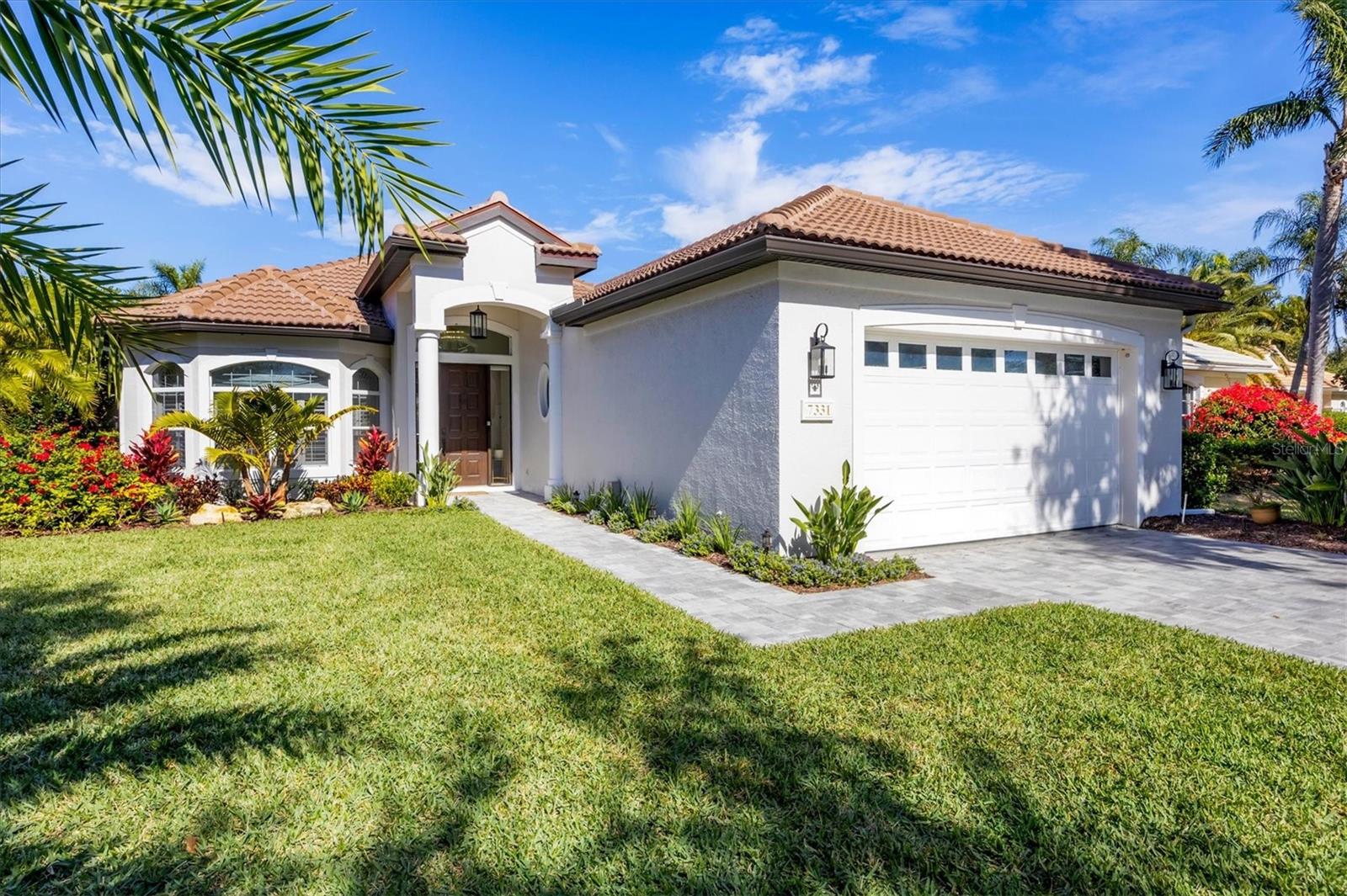 Image 6 of 97 For 7331 Saint Georges Way