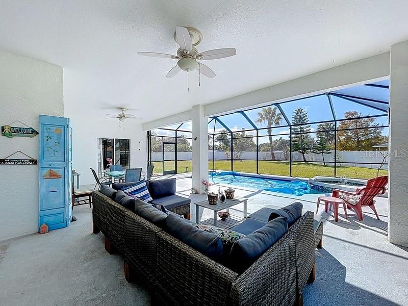 Image 27 of 35 For 2105 14th Street W