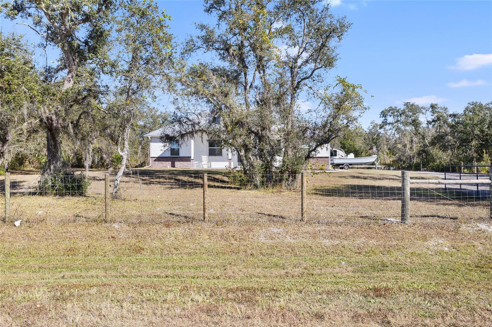 Image 18 of 31 For 33634 Washington Loop Road