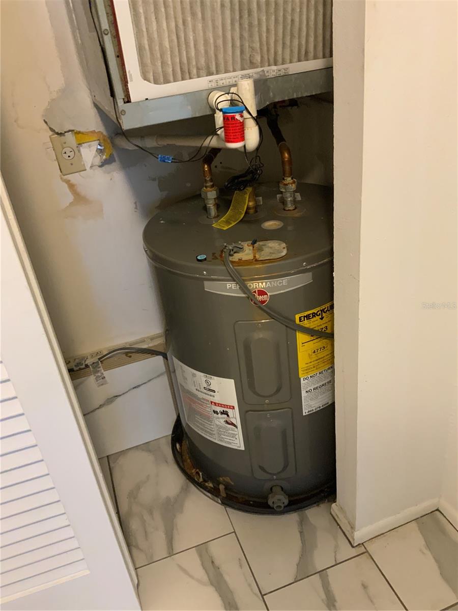 Image 28 of 33 For 4216 Heron Way B- 310