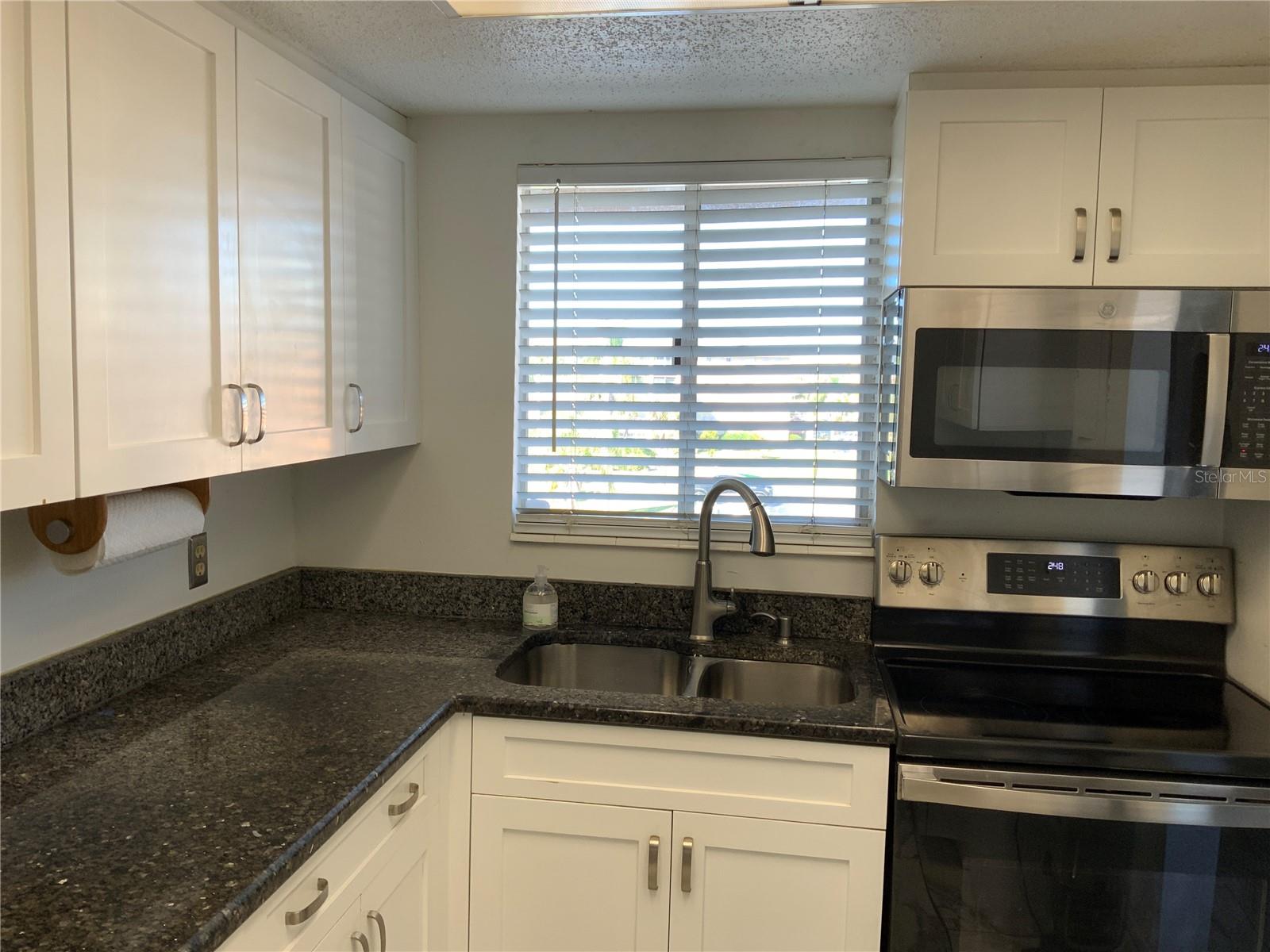 Image 9 of 33 For 4216 Heron Way B- 310