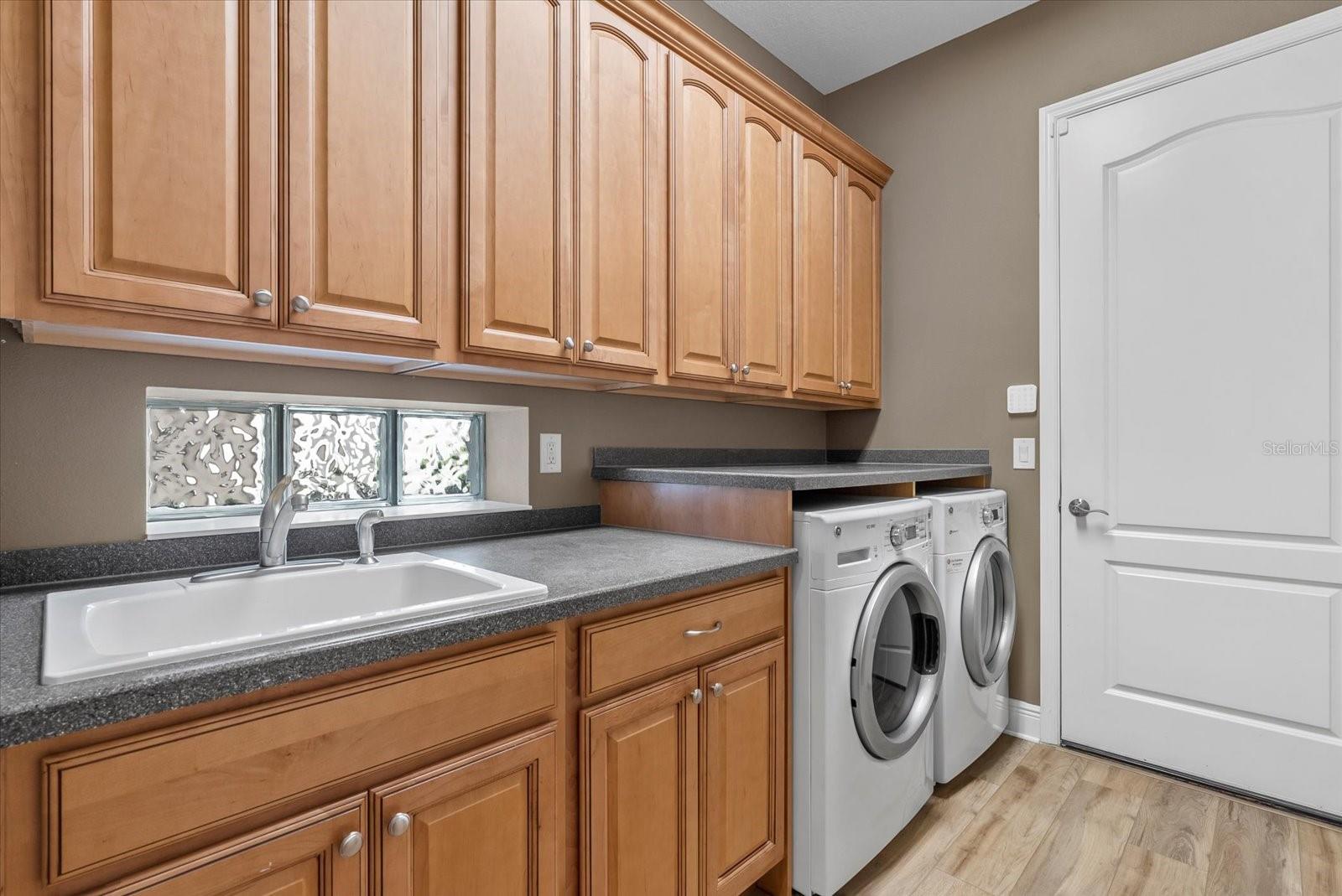 Image 38 of 51 For 7628 Haddington Cove