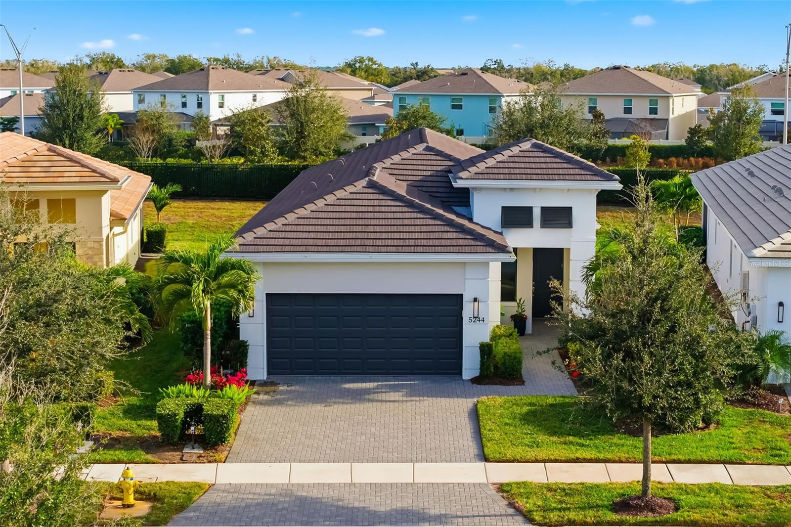 Image 2 of 62 For 5244 Barnett Circle