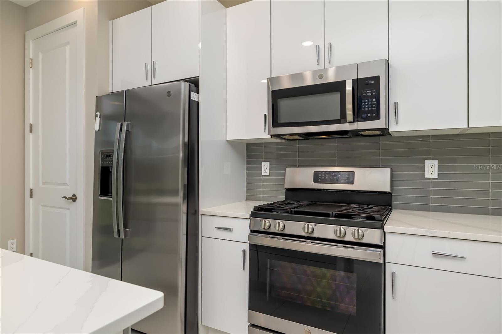 Image 23 of 62 For 5244 Barnett Circle