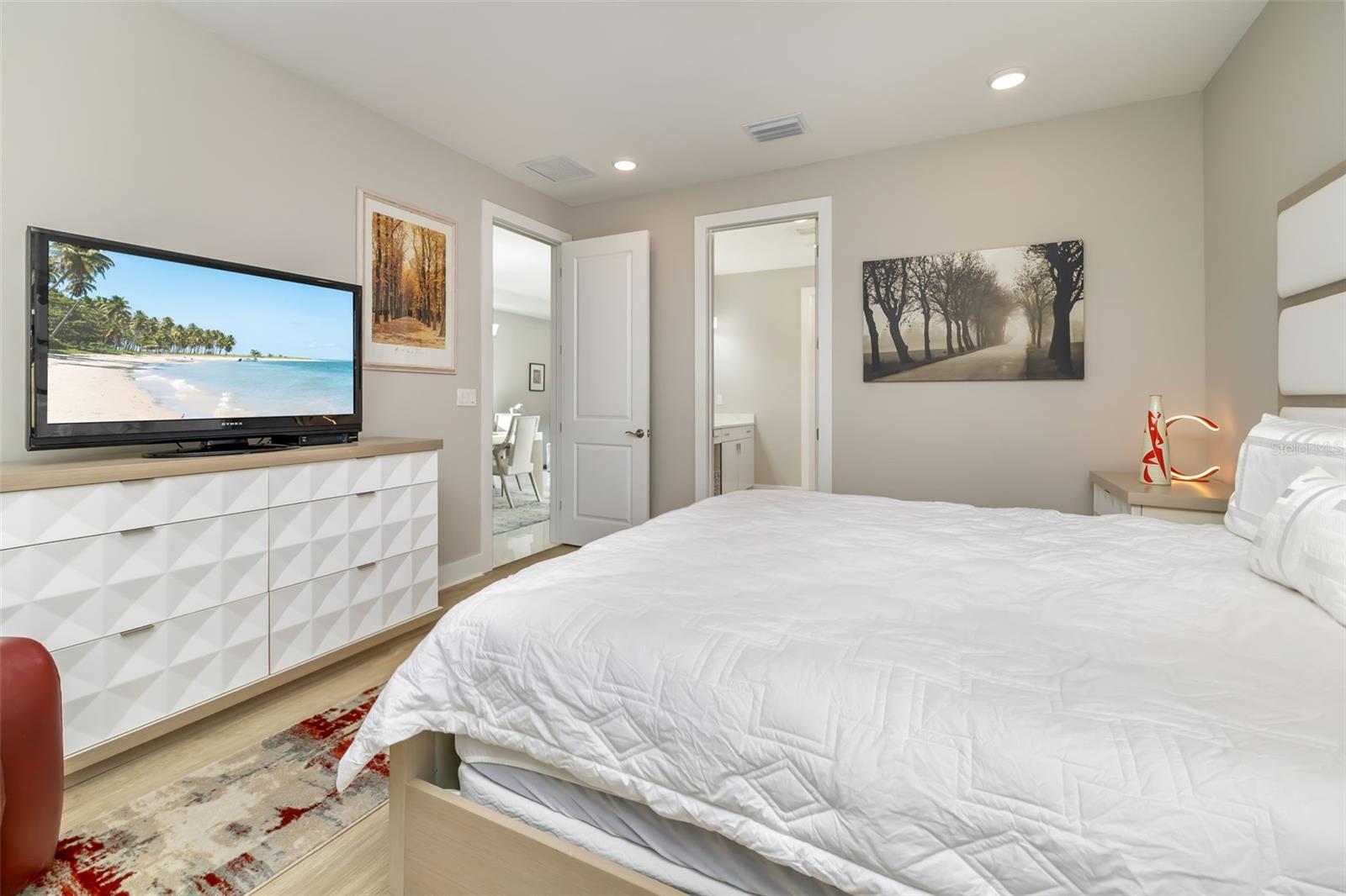 Image 29 of 62 For 5244 Barnett Circle