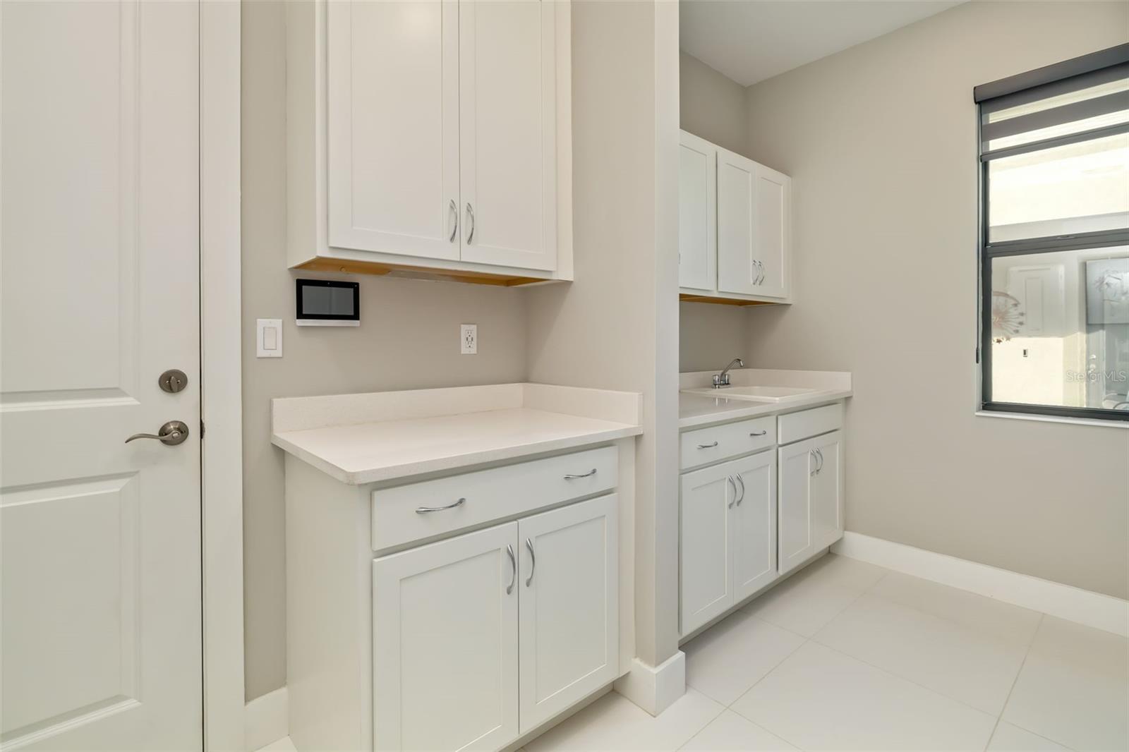 Image 37 of 62 For 5244 Barnett Circle