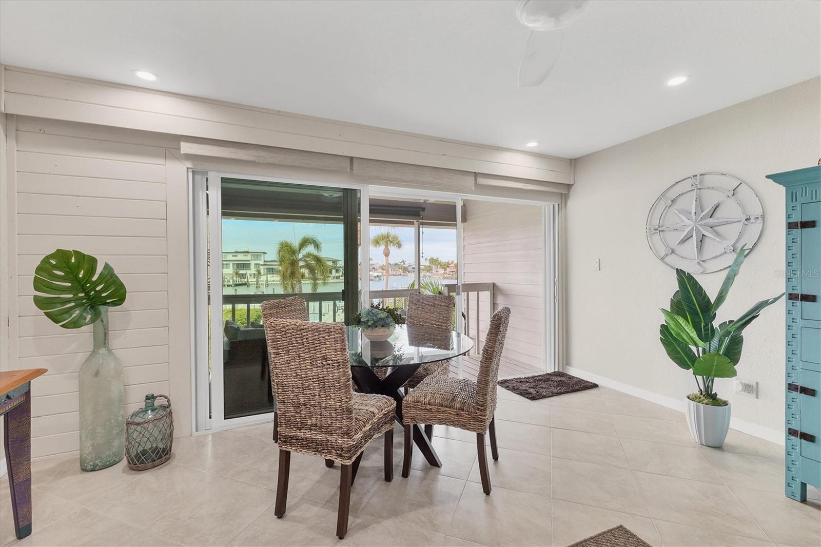 Image 11 of 53 For 380 Pinellas Bayway S B