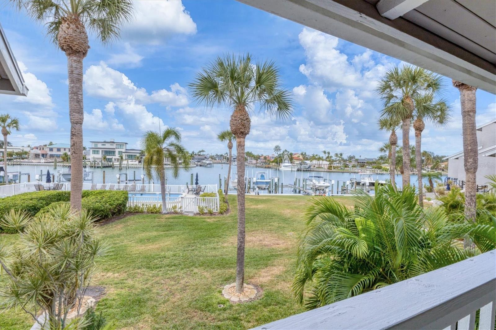 Image 14 of 53 For 380 Pinellas Bayway S B