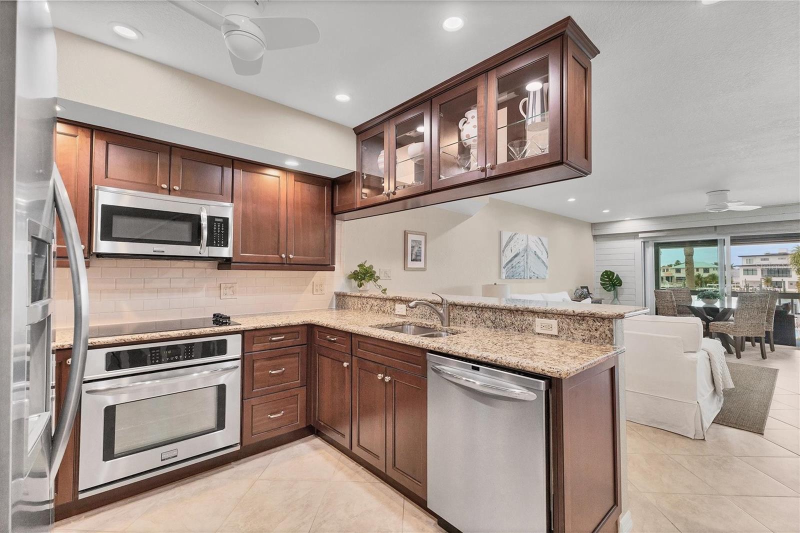 Image 19 of 53 For 380 Pinellas Bayway S B