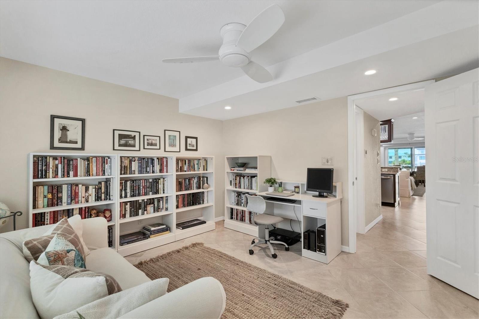 Image 23 of 53 For 380 Pinellas Bayway S B