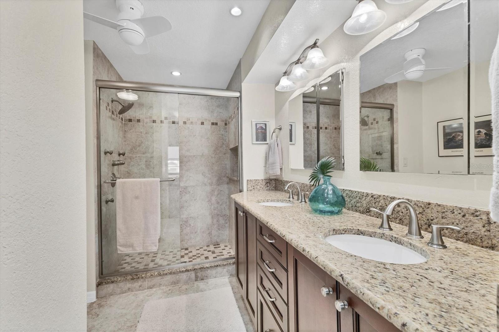 Image 28 of 53 For 380 Pinellas Bayway S B