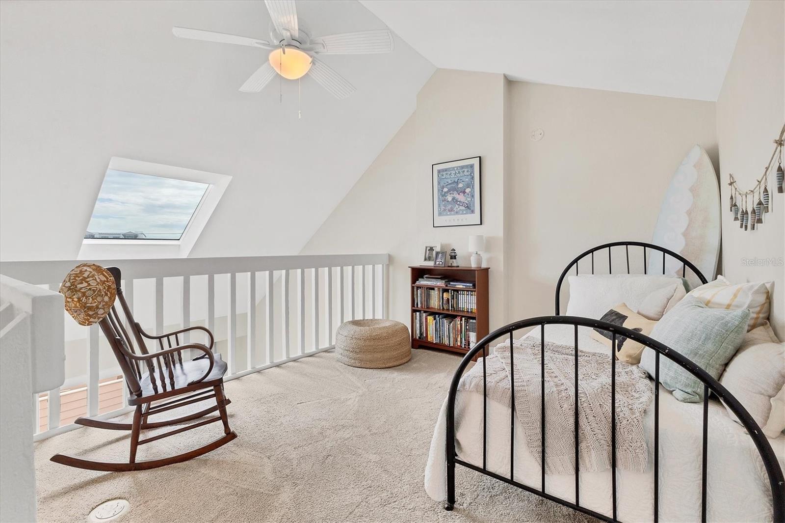 Image 34 of 53 For 380 Pinellas Bayway S B