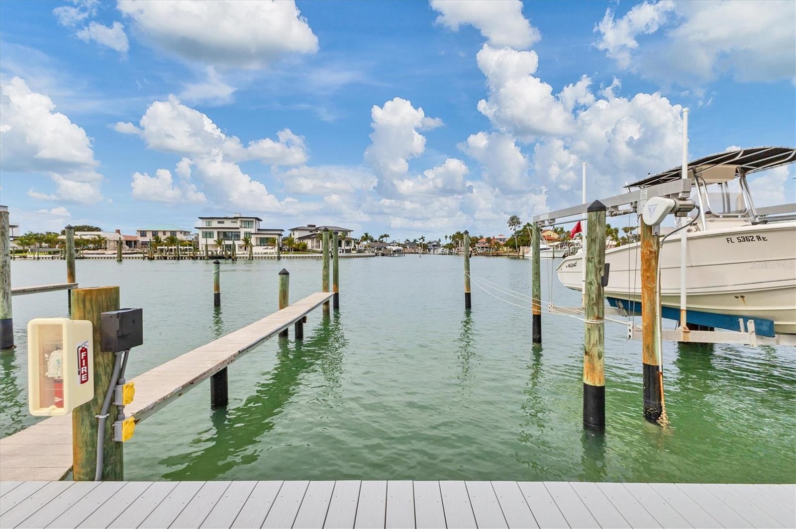 Image 46 of 53 For 380 Pinellas Bayway S B