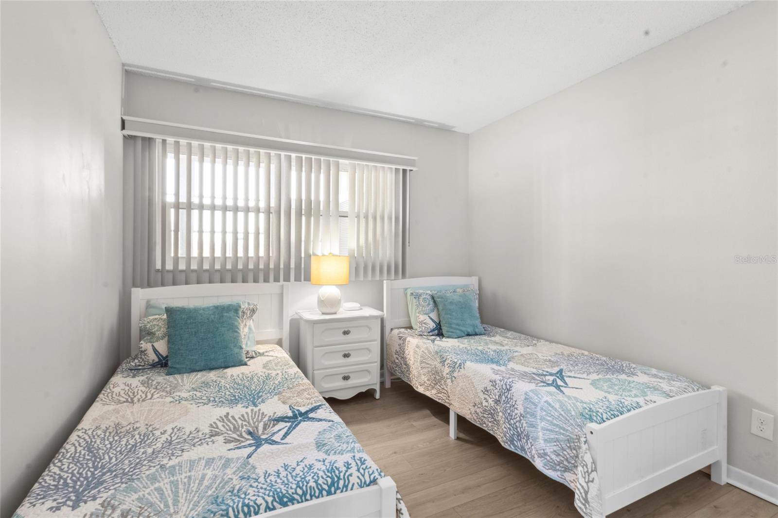 Image 14 of 39 For 7193 Country Club Drive N 140