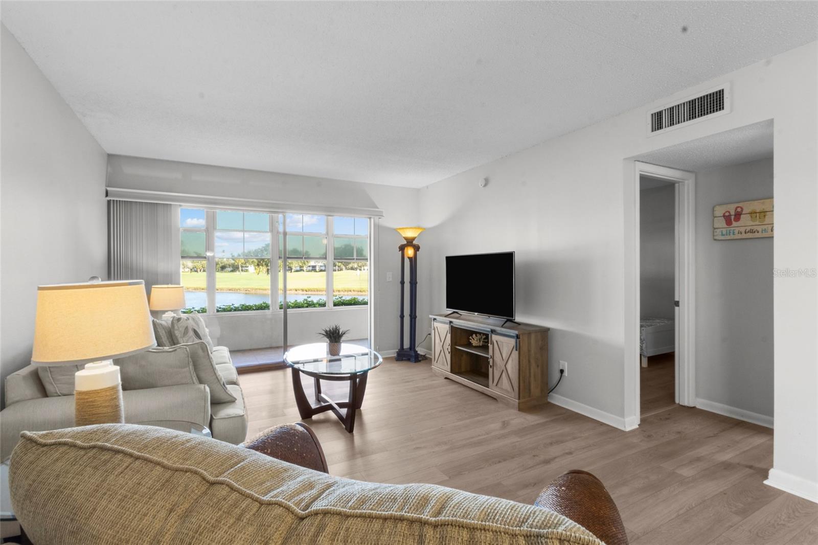 Image 7 of 39 For 7193 Country Club Drive N 140