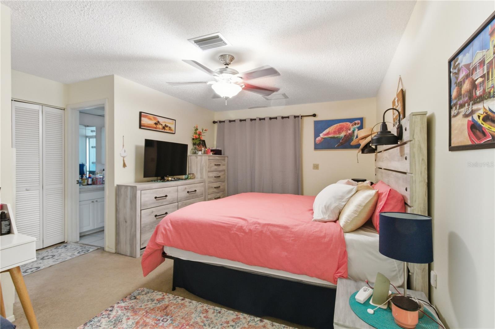 Image 20 of 33 For 1691 Fleetwood Drive