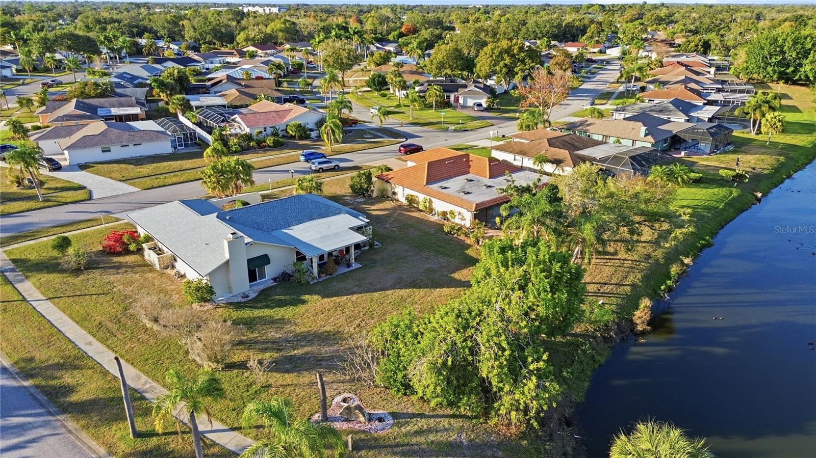 Image 29 of 33 For 1691 Fleetwood Drive