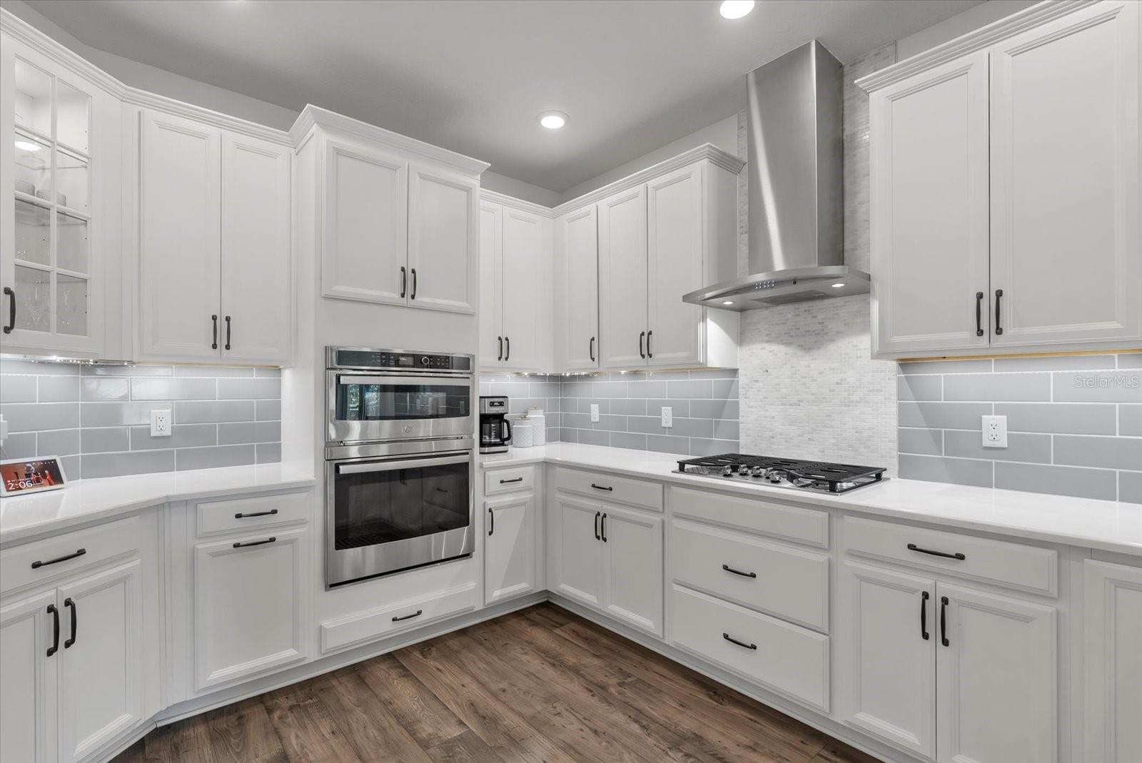 Image 24 of 34 For 16419 Paynes Mill Drive