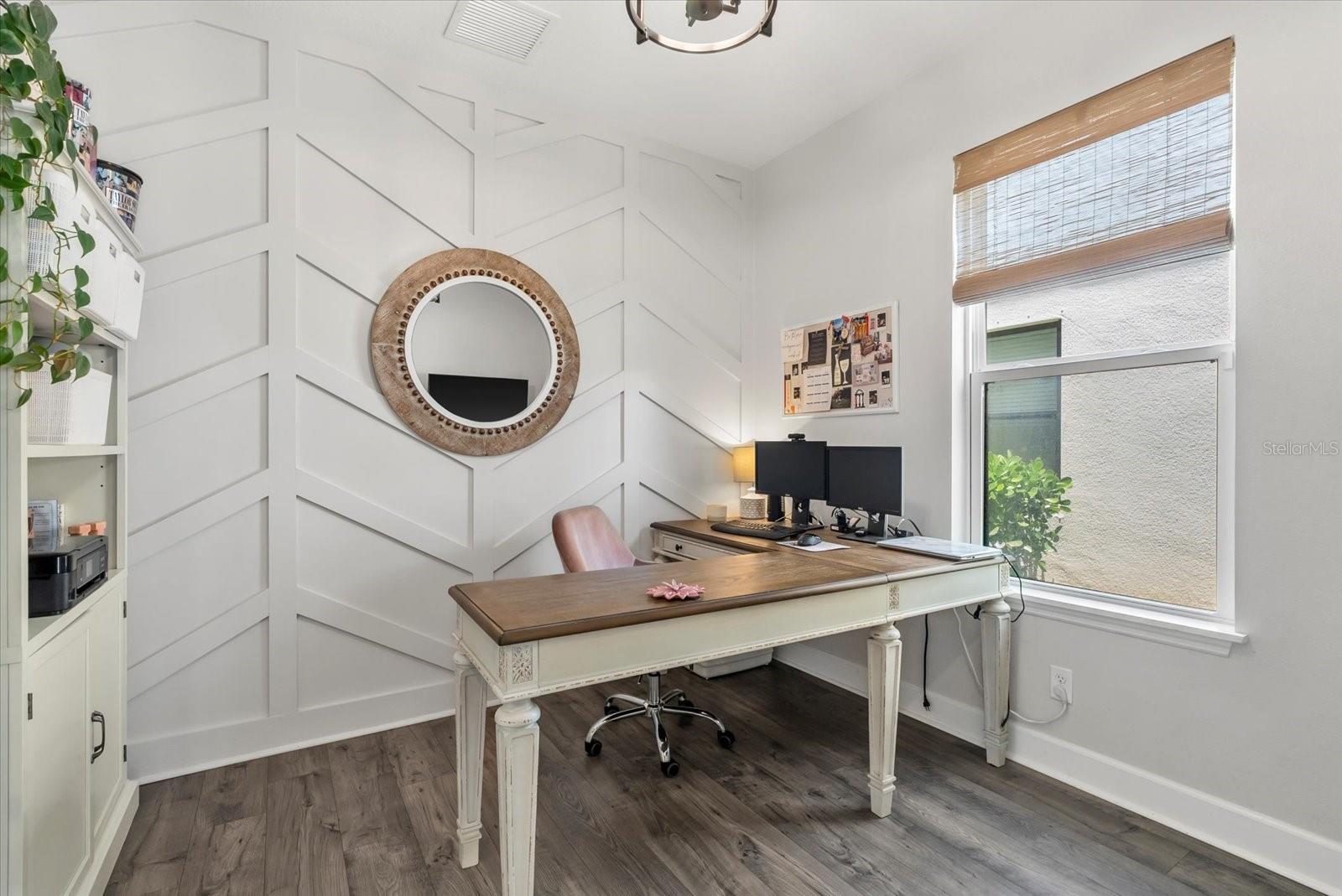 Image 8 of 34 For 16419 Paynes Mill Drive