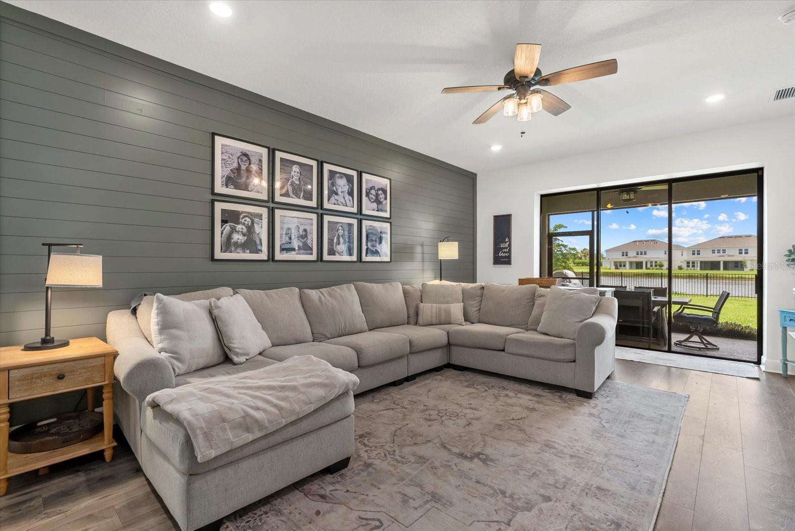 Image 9 of 34 For 16419 Paynes Mill Drive