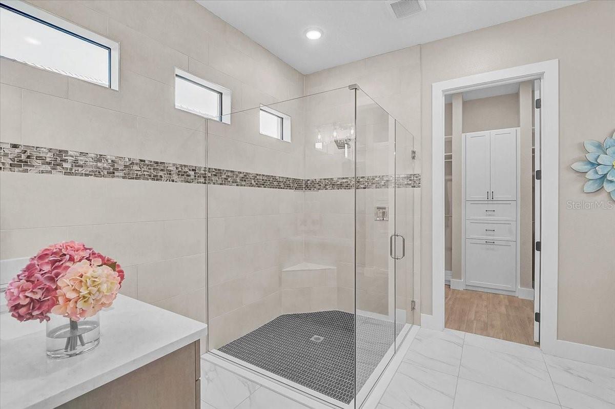 Image 16 of 48 For 4966 Kiva Circle