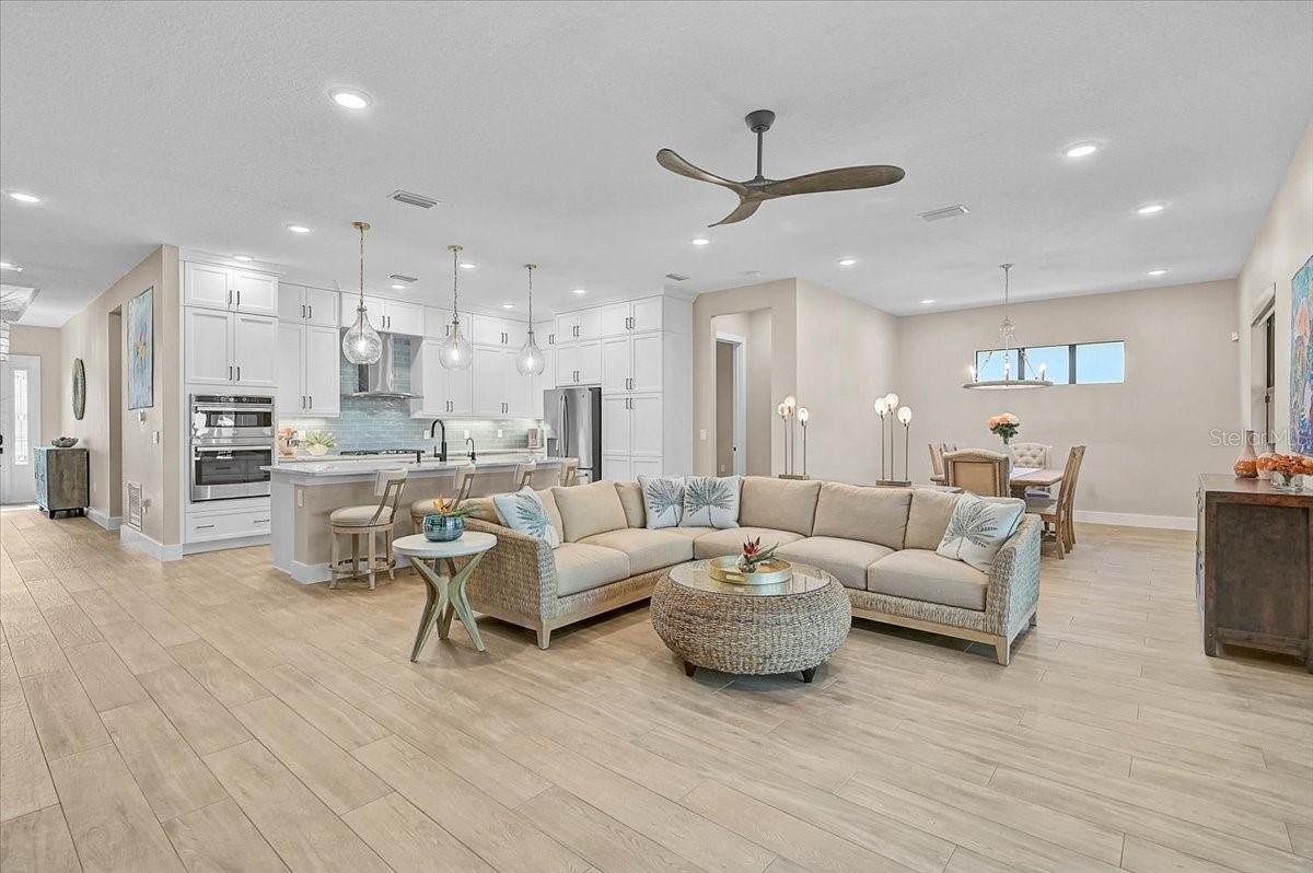 Image 9 of 48 For 4966 Kiva Circle