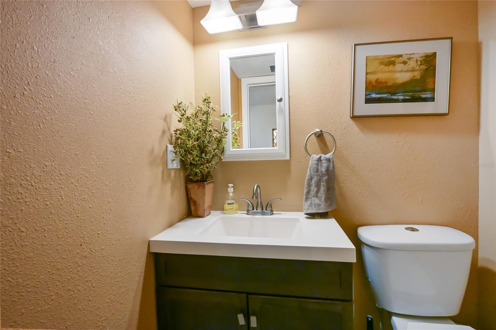 Image 16 of 43 For 535 Sutton Place