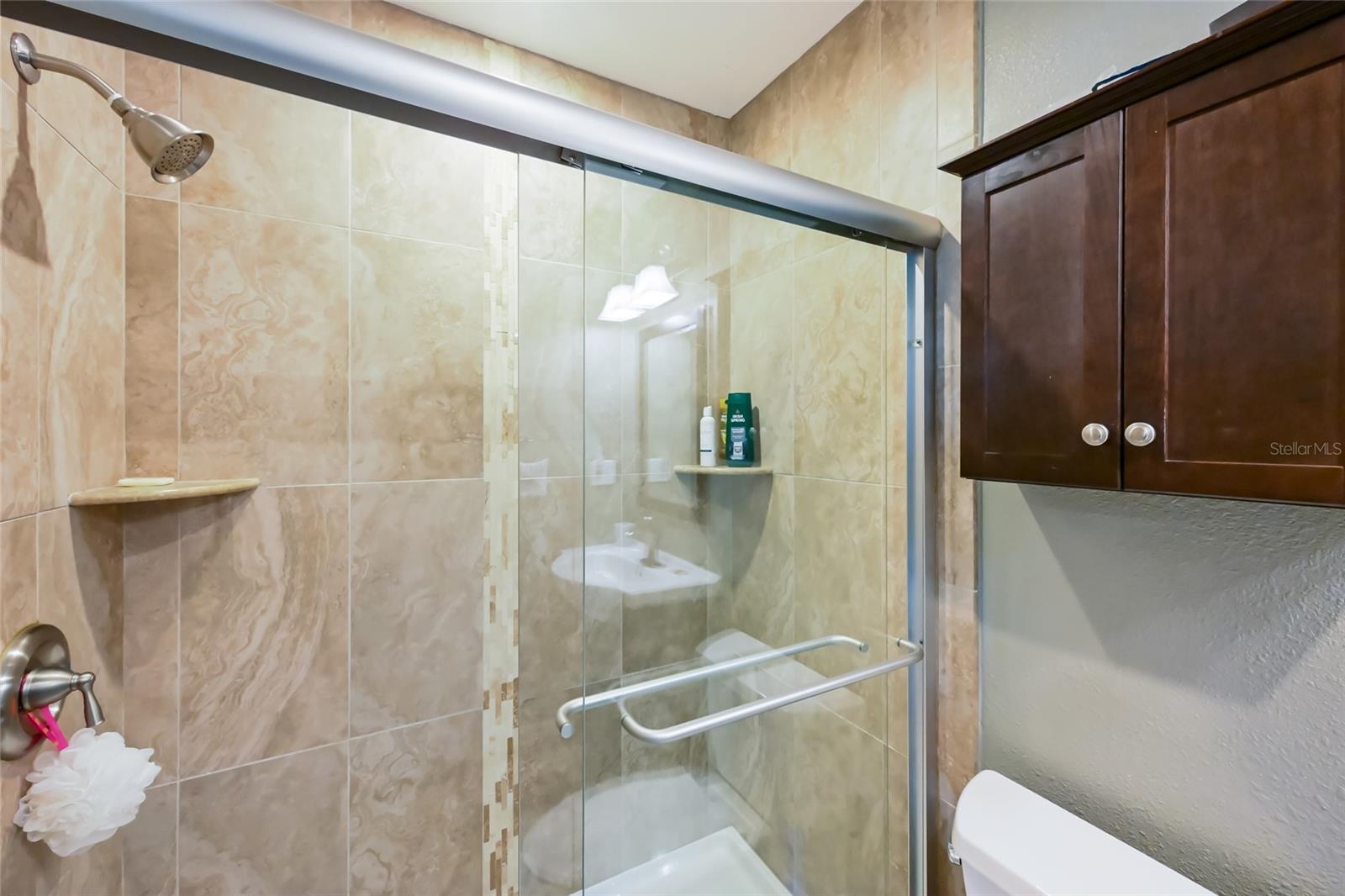 Image 26 of 43 For 535 Sutton Place