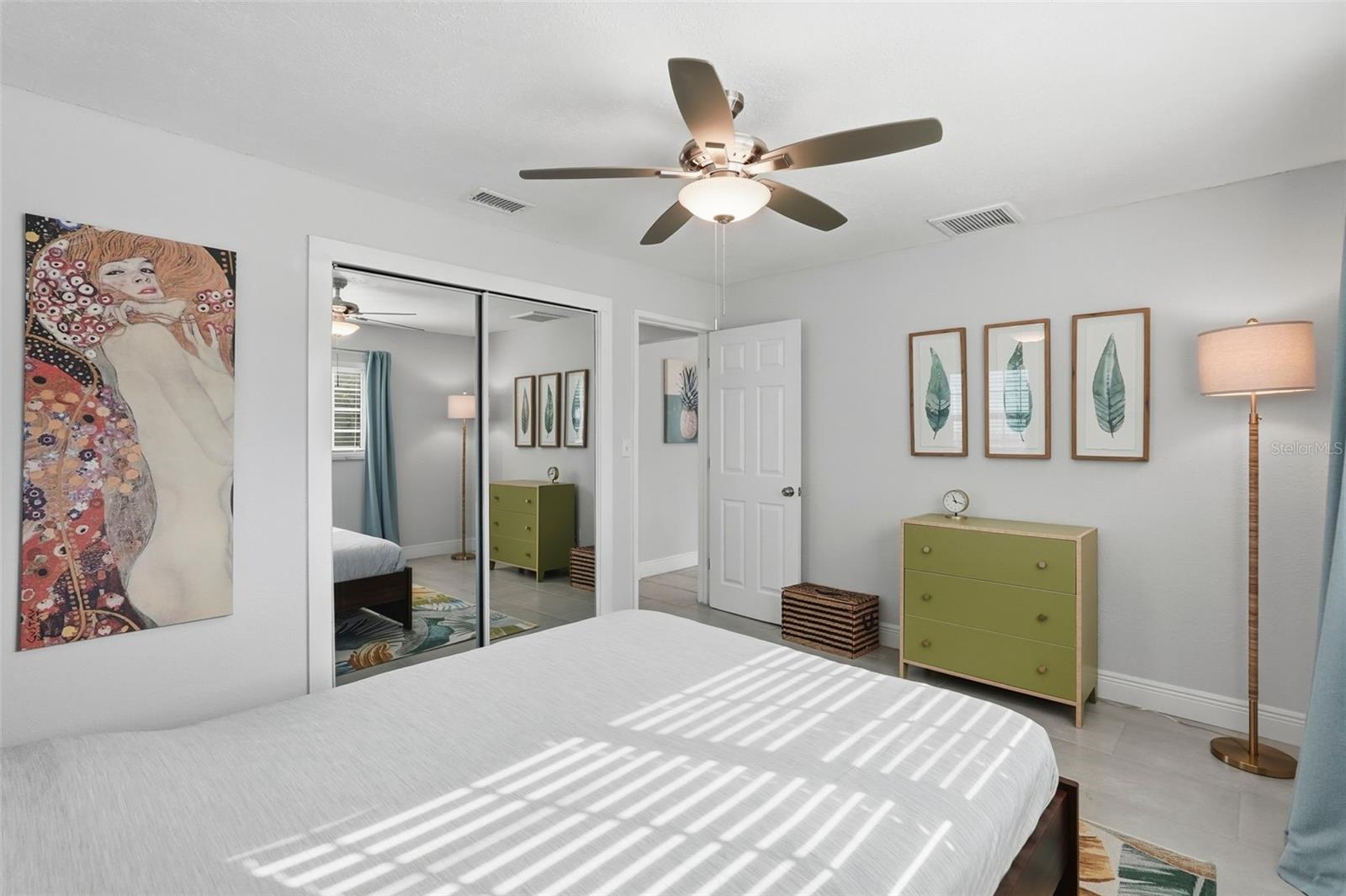 Image 28 of 44 For 6531 2nd Avenue S