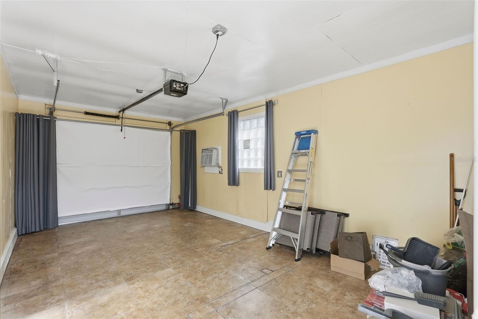 Image 35 of 44 For 6531 2nd Avenue S