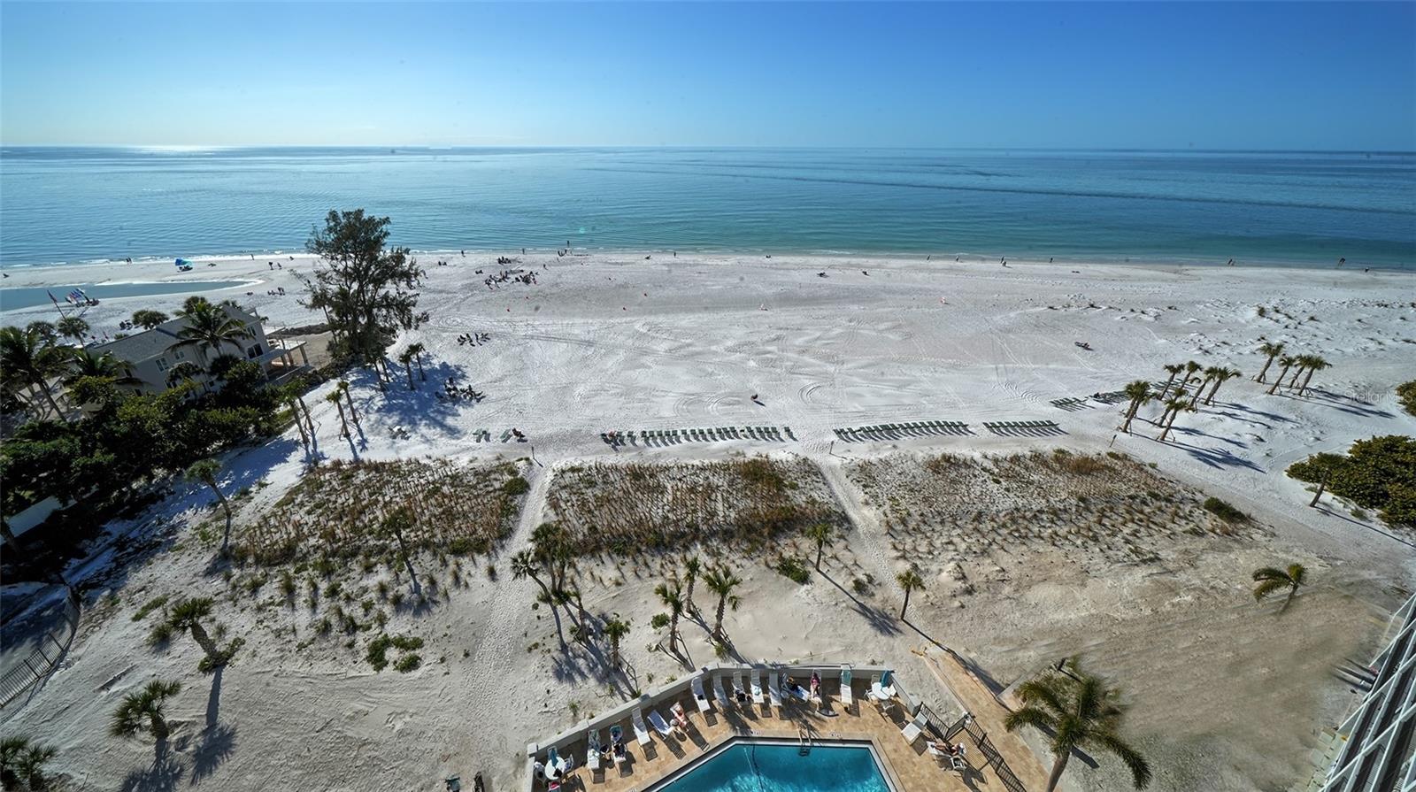 Image 15 of 73 For 20 Whispering Sands Drive 1201