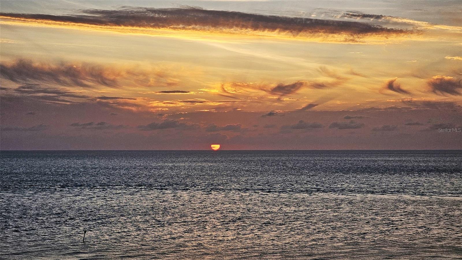 Image 21 of 73 For 20 Whispering Sands Drive 1201