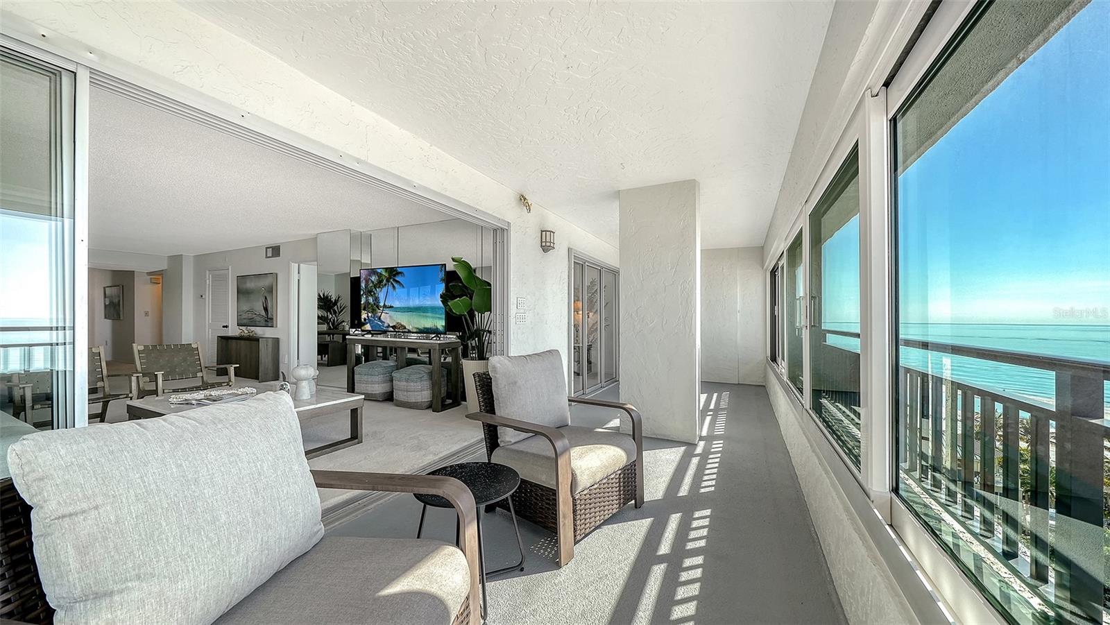 Image 25 of 73 For 20 Whispering Sands Drive 1201