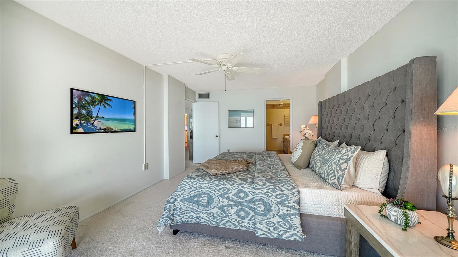 Image 38 of 73 For 20 Whispering Sands Drive 1201