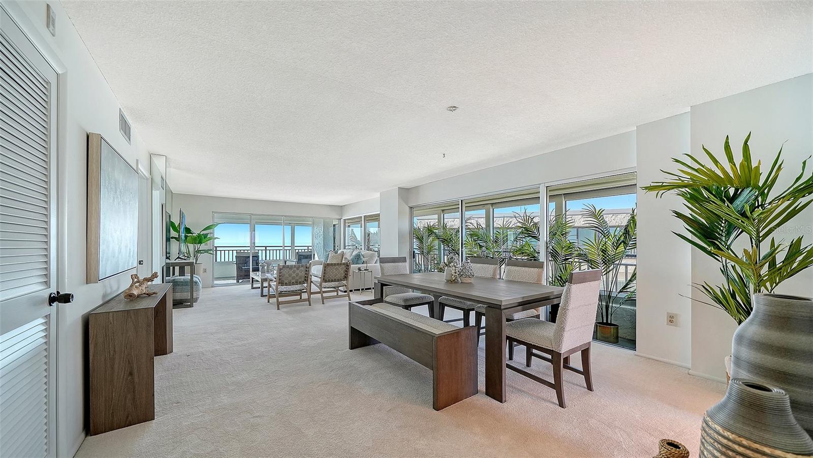 Image 5 of 73 For 20 Whispering Sands Drive 1201