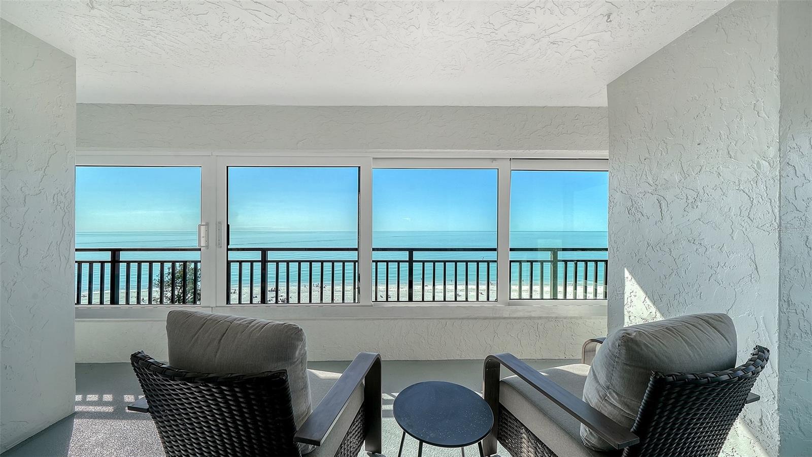 Image 9 of 73 For 20 Whispering Sands Drive 1201