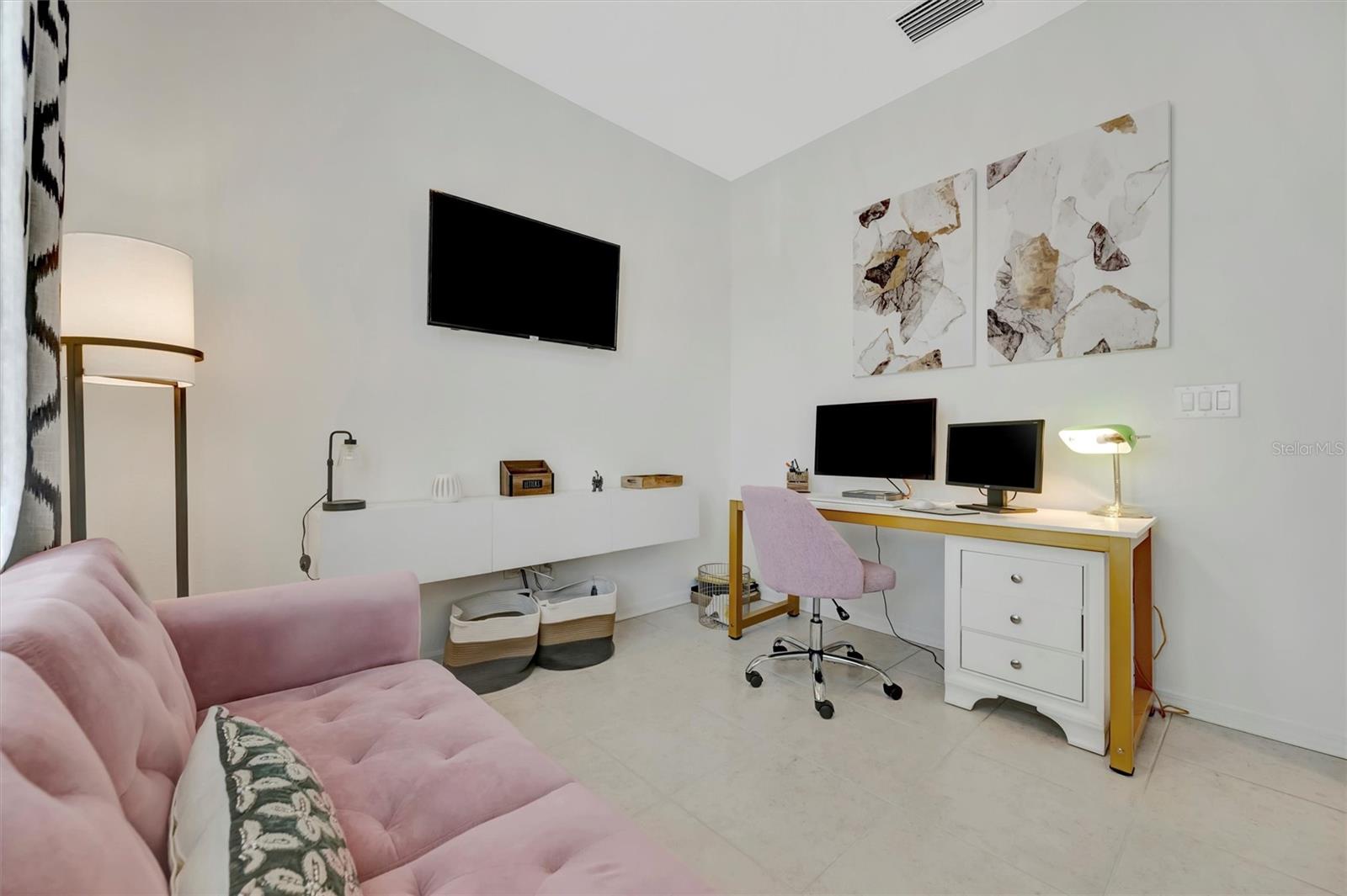 Image 32 of 98 For 4411 Windy Hammock Way