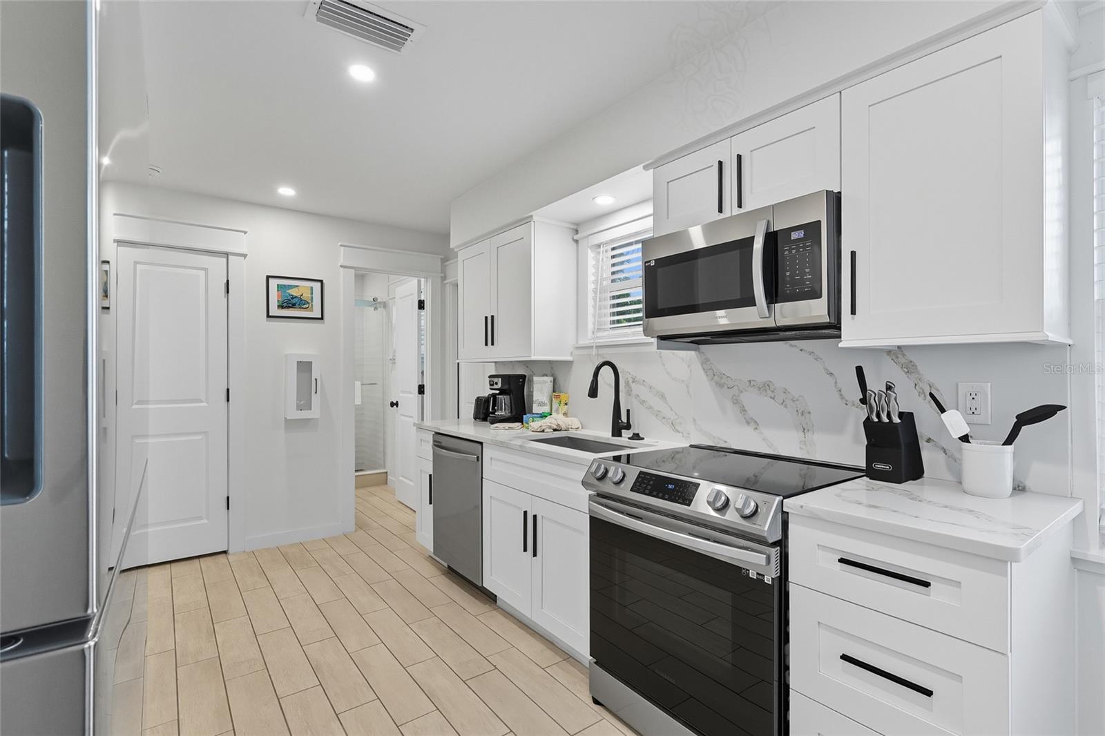 Image 21 of 30 For 3014 Gulf Drive