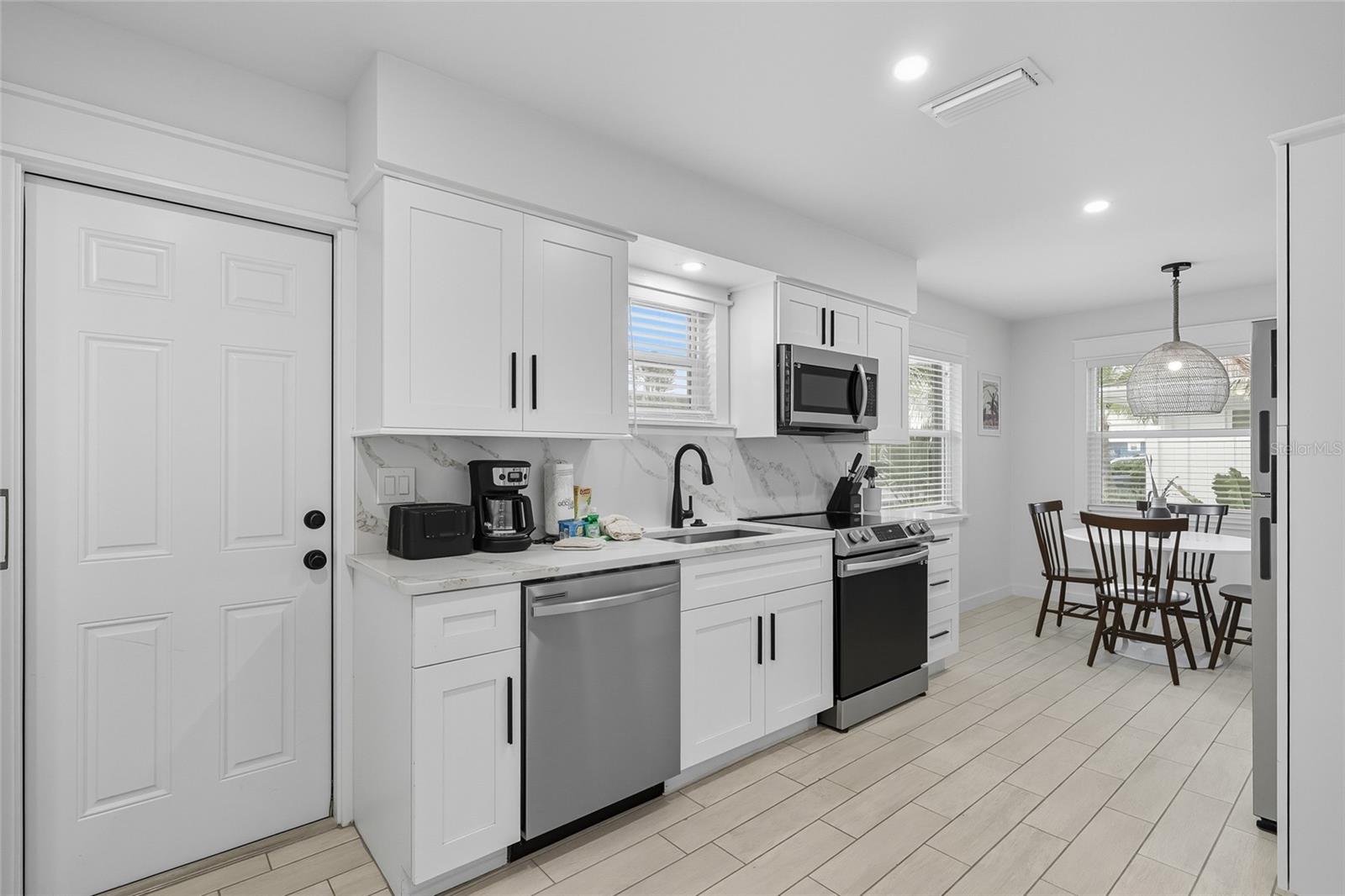 Image 22 of 30 For 3014 Gulf Drive