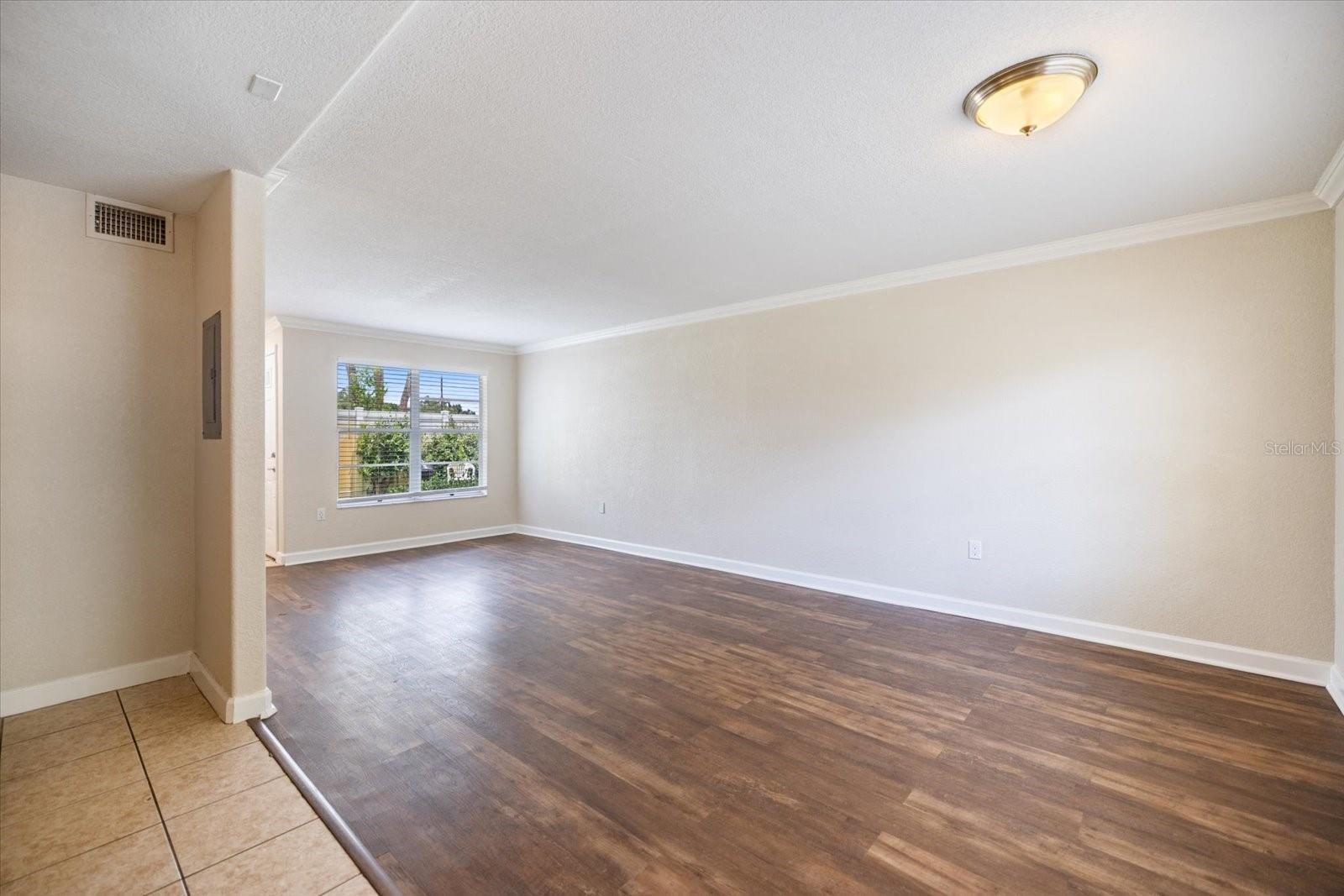 Image 10 of 26 For 960 Highland Street B2