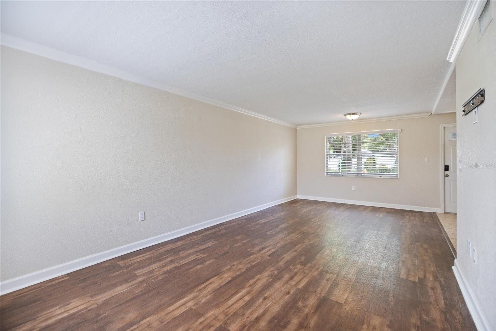 Image 11 of 26 For 960 Highland Street B2