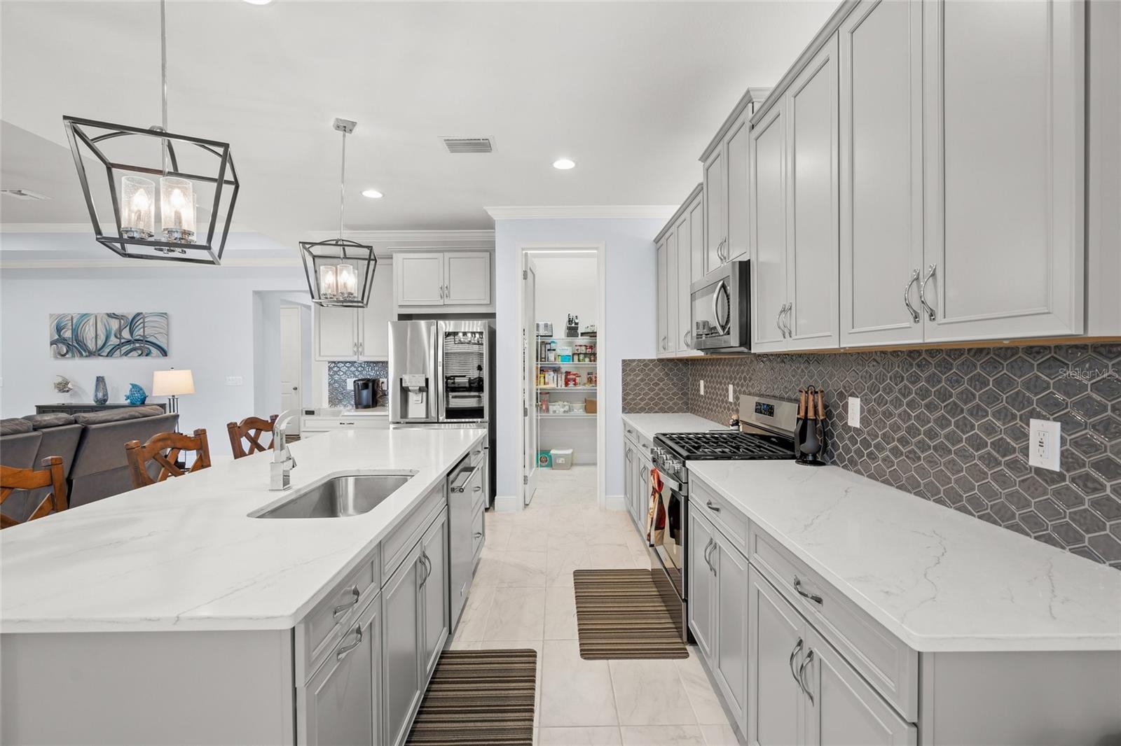 Image 10 of 76 For 5604 Morning Sun Drive