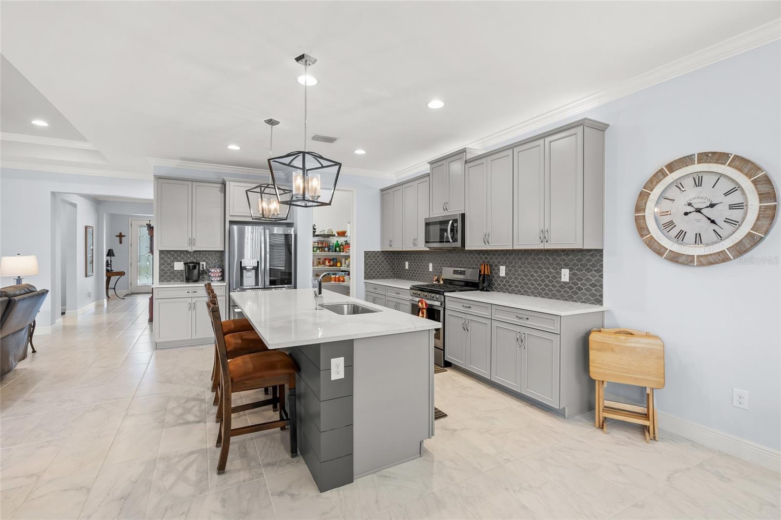 Image 9 of 76 For 5604 Morning Sun Drive