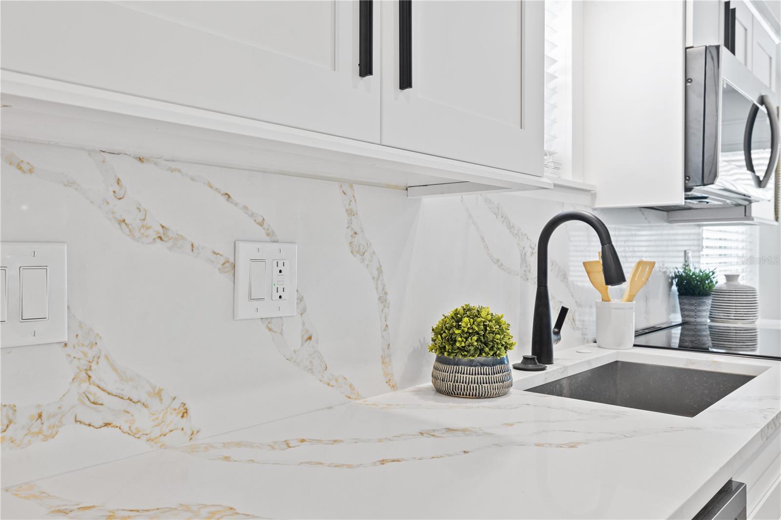 Image 10 of 30 For 3016 Gulf Drive