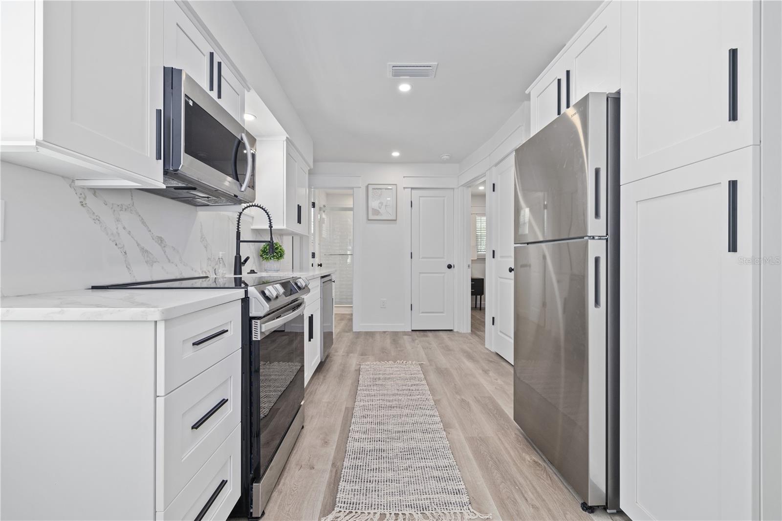 Image 23 of 30 For 3016 Gulf Drive