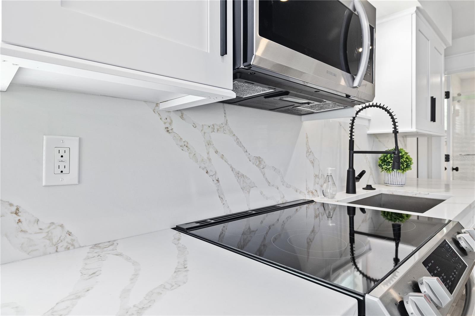 Image 24 of 30 For 3016 Gulf Drive