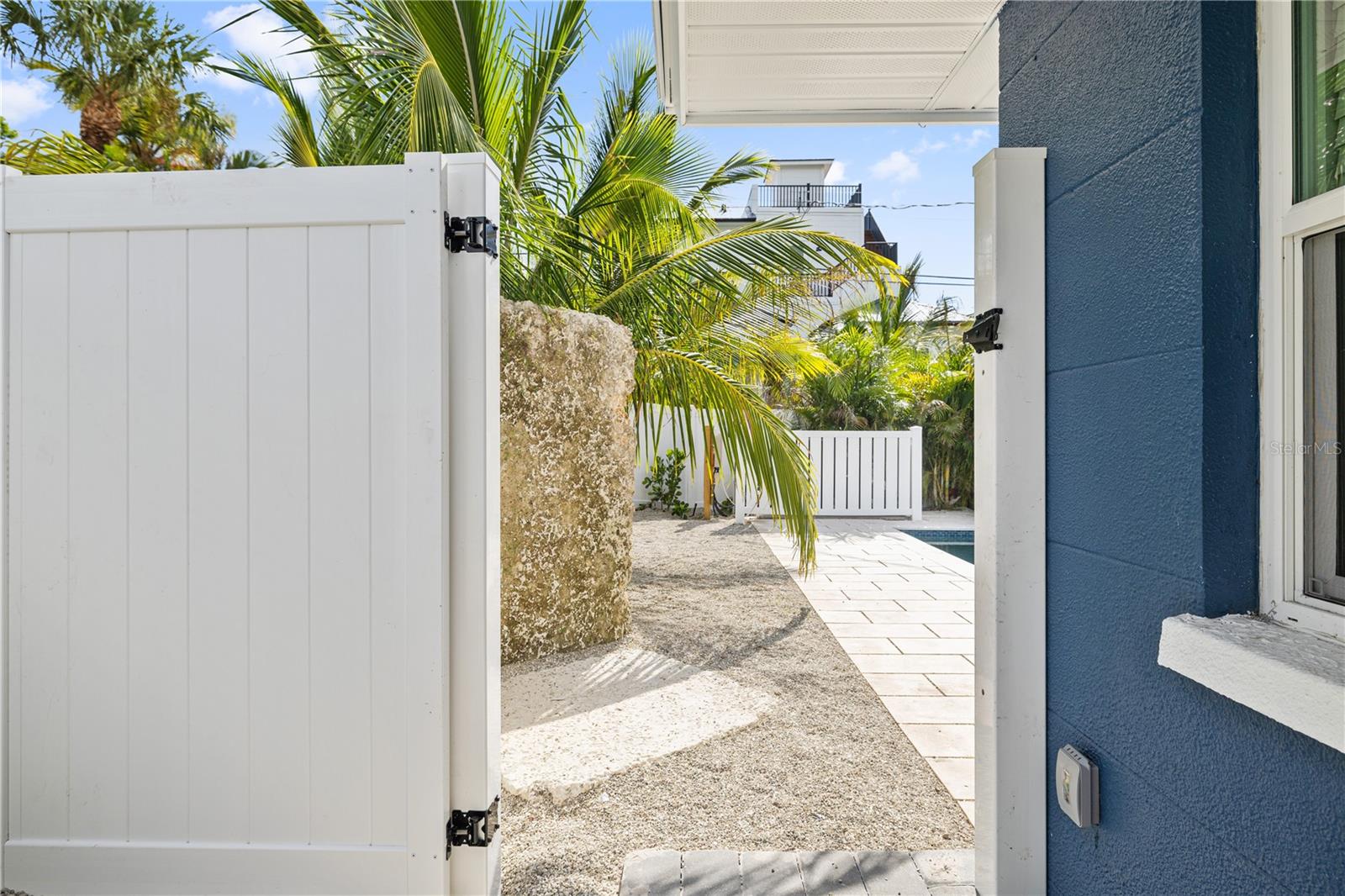 Image 27 of 30 For 3016 Gulf Drive