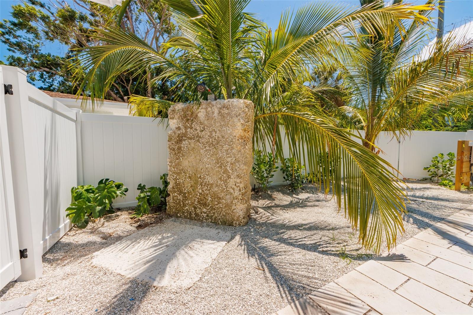 Image 28 of 30 For 3016 Gulf Drive