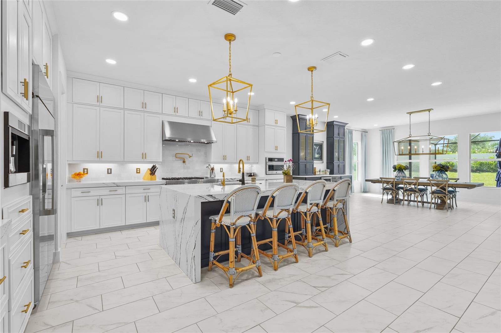 Image 13 of 86 For 18232 Cayo Largo Place